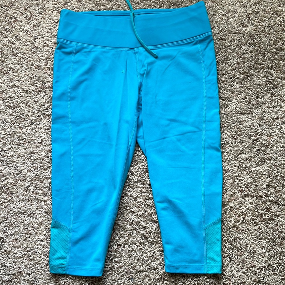 Lucy aqua blue capris